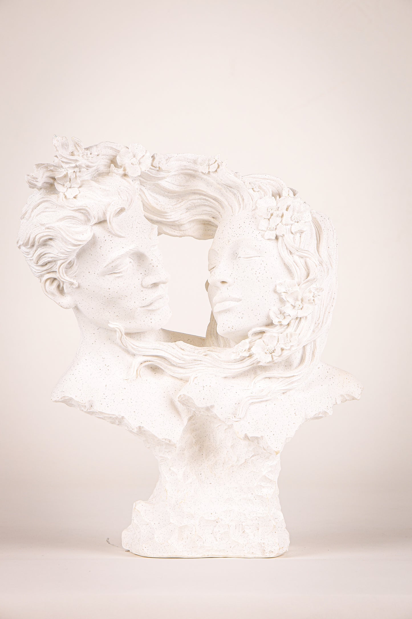 Premium Couple Showpiece- Sandstone