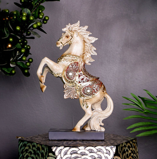 Dynasty Horse Decorative Showpiece