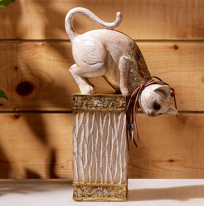 Cat-themed Statue Decor Showpiece