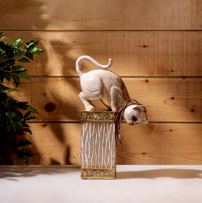 Cat-themed Statue Decor Showpiece