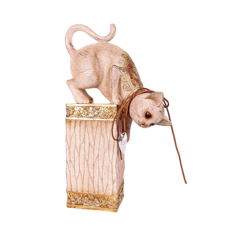 Jumping Cat Statue Decor Showpiece