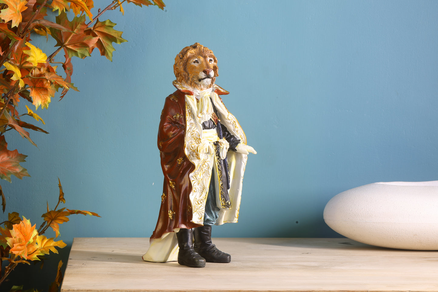 Lion Figurine| Kingly Aristocrat Statue|Urban Wilds