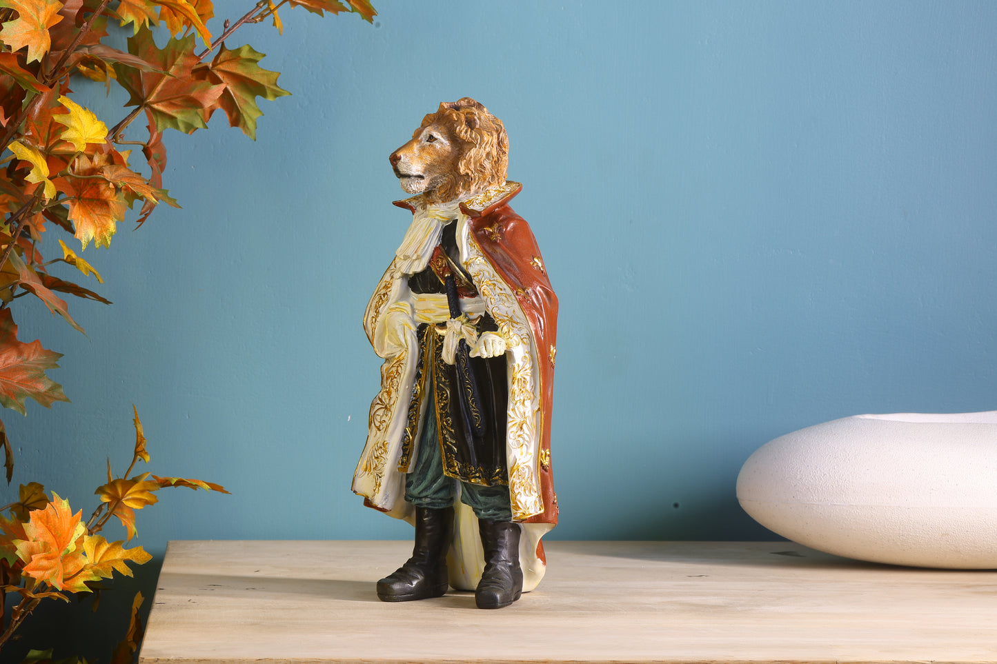 Lion Figurine| Kingly Aristocrat Statue|Urban Wilds