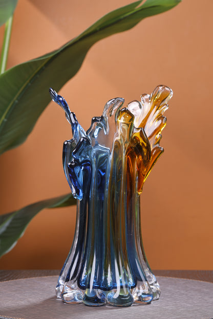 Flowing glass sculpture vase for stylish homes