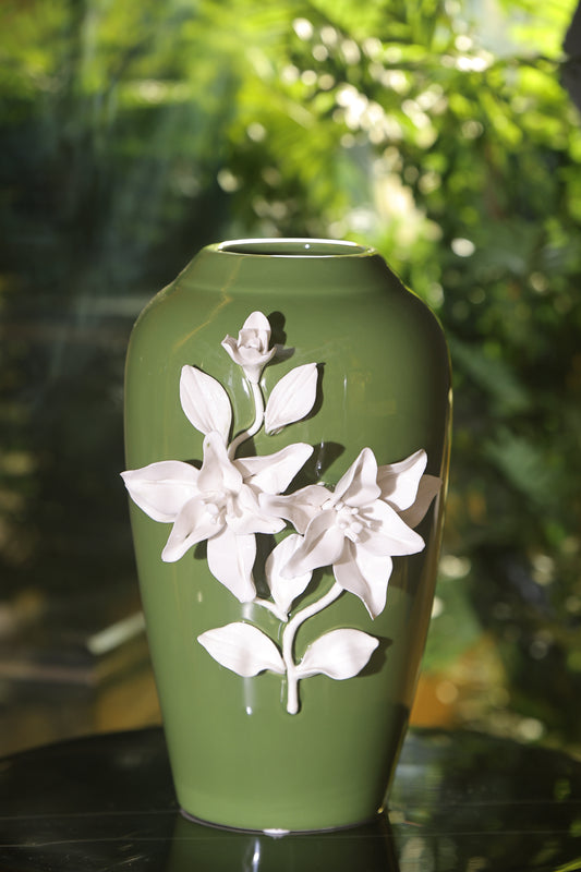 Modern Porcelain Flower Vase for Contemporary Spaces